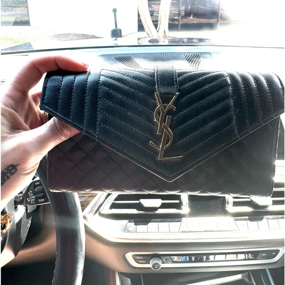CASSANDRE MATELASSÉ LARGE FLAP WALLET IN BLACK
 full sized - Picture 1 of 4